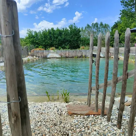 Guest house Magnifique Ecologique En Pleine Campagne Avec Piscine *
